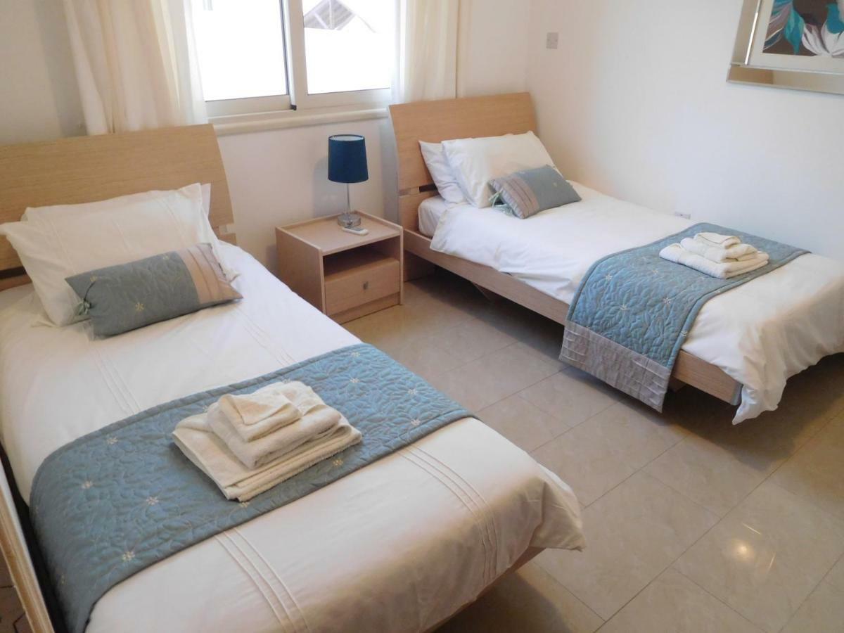 Vanessa 2 Bedroom Apartment Paphos Esterno foto